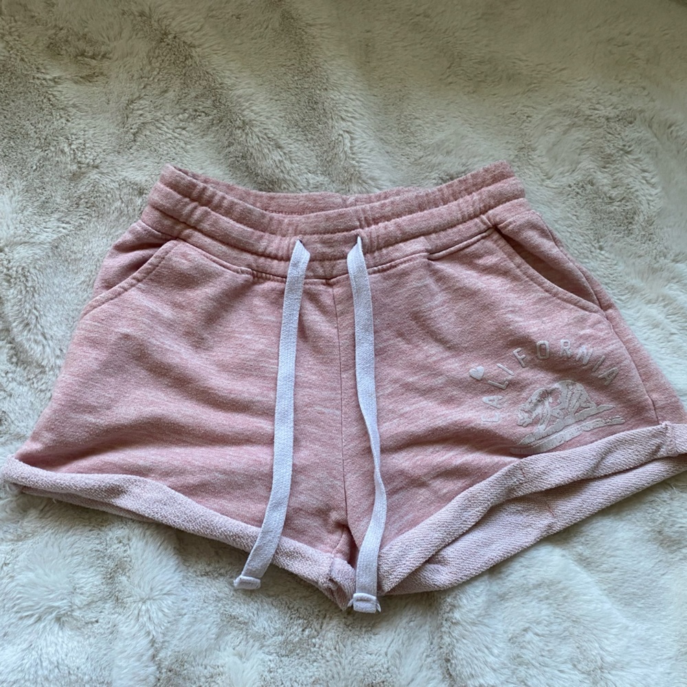 Short pink comfy shorts